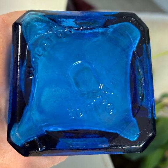 Cathedral Brand Chief Wahoo Electric Tonic 8” Bottle, Cobalt Blue - Picture 5 of 10